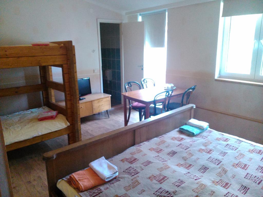 Apartamento Kõrtsitalu külalistemaja Kopu  Habitación foto